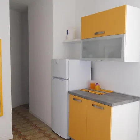 דירה Bright Flat Next To The Beach-beahost ביביונה