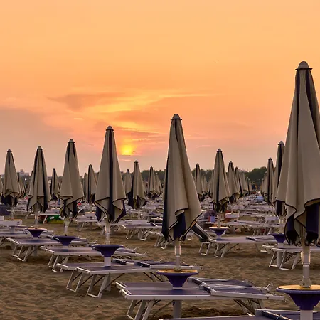 Bright Flat Next To The Beach-beahost * Bibione
