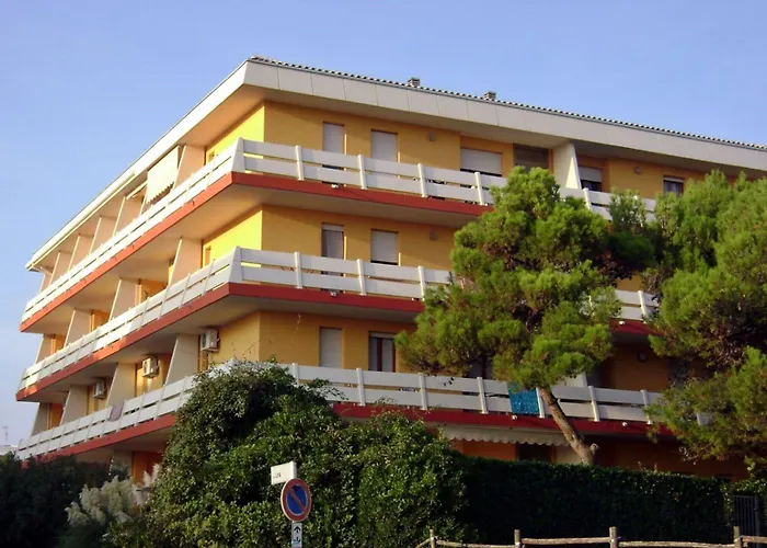 Bright Flat Next To The Beach-beahost *